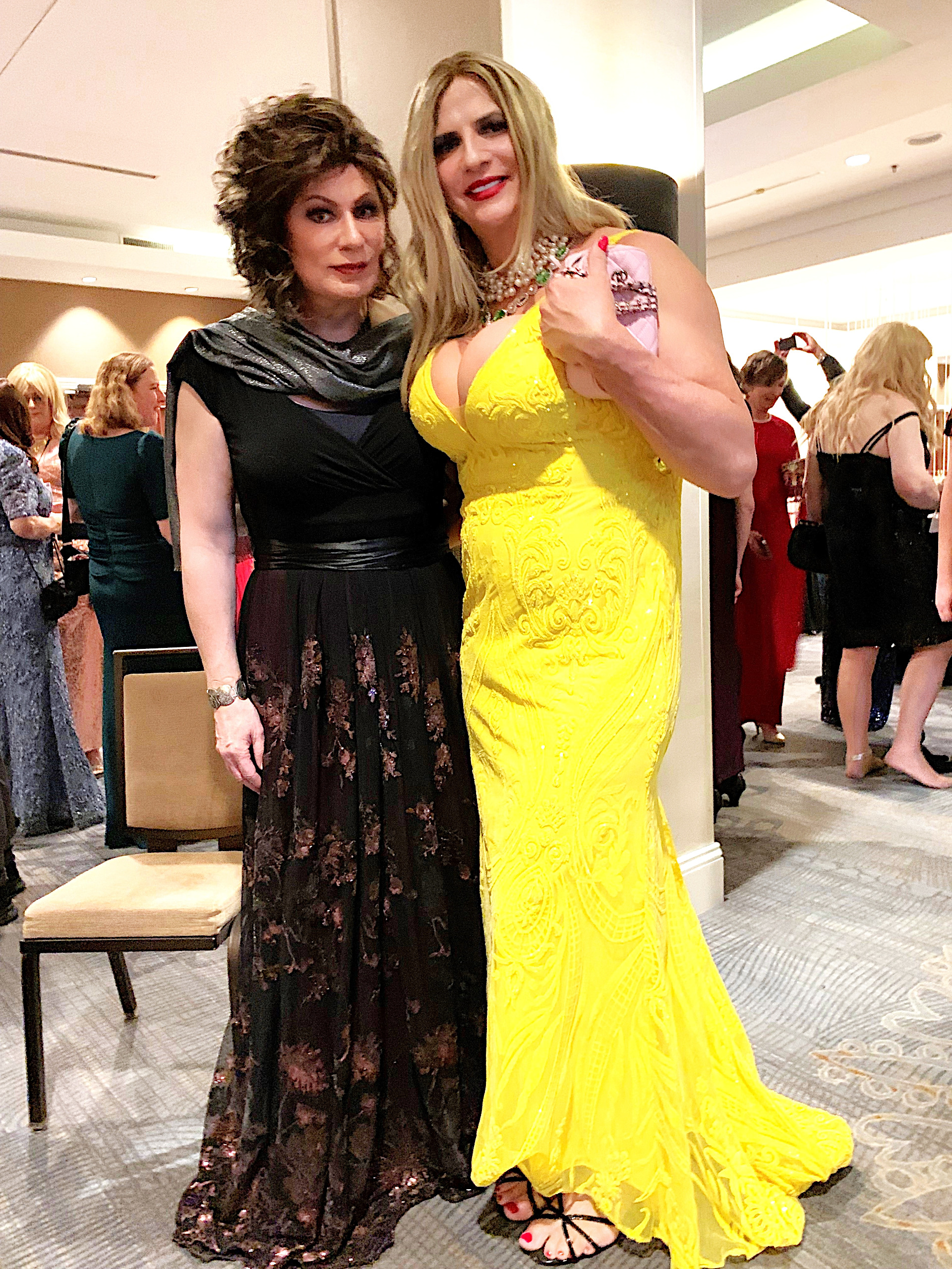 Nora and Gwen at a fancy schmancy gala event